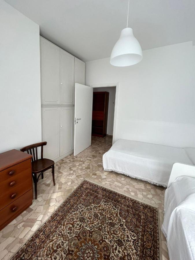 Casa Di Lucy Lägenhet Como Exteriör bild